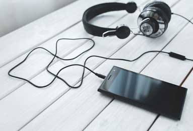 从5轮不胜到4-1逆转！利物浦的救赎之夜，揭开两大真相，足坛新王已然登基